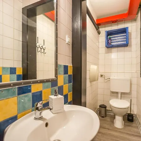Apartma N'poznam