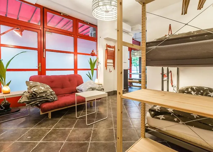 Apartma N'poznam ليوبليانا